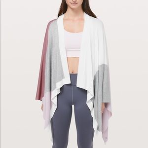 New LULULEMON Hatha Sweater Wrap Pink gray white